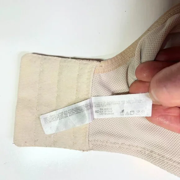 Wacoal 34G Nude Sand Underwire Bra Simone Sports High-Impact 855170 *Wear - Picture 2 of 9